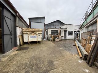  Immeuble � vendre 1800 m�