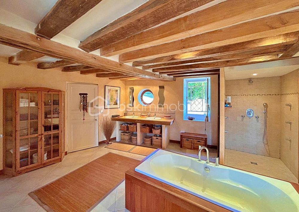 � vendre  Propri�t�/ch�teau Beynes (78650)