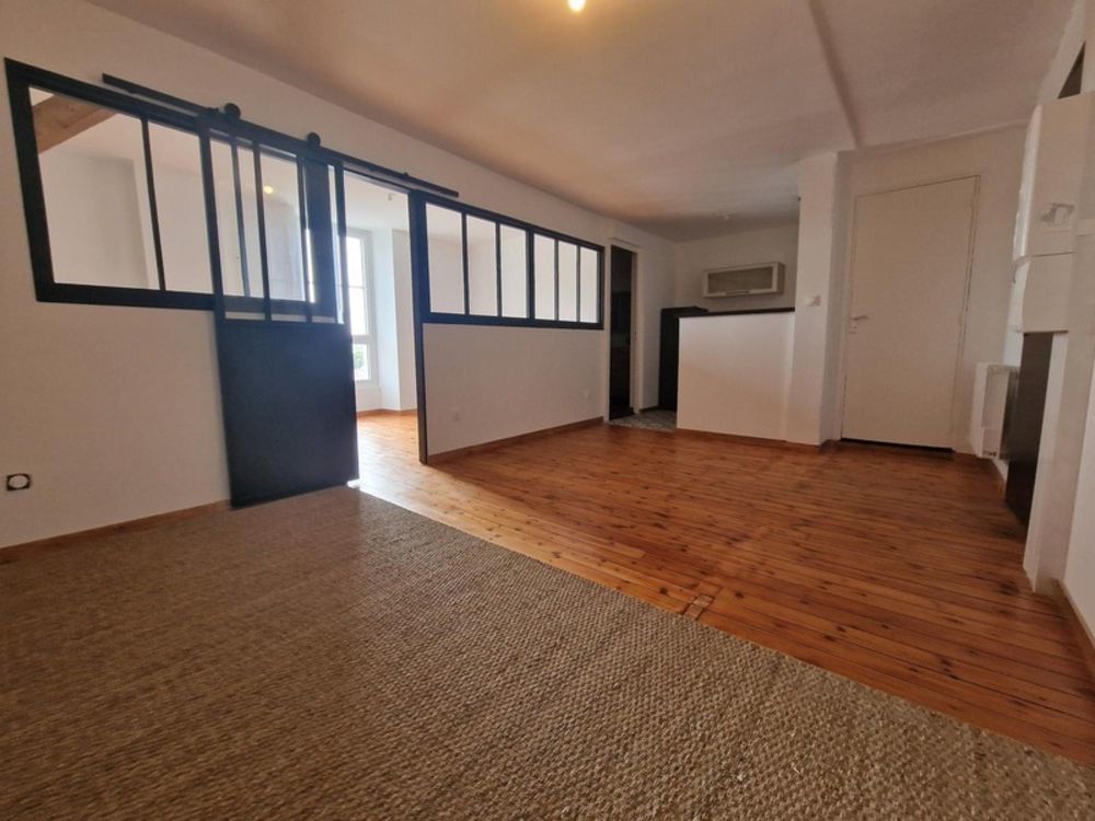 � vendre  Maison Saint-Jean-d'Ang�ly (17400)