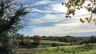  Maison � vendre 2 pi�ces 300 m�