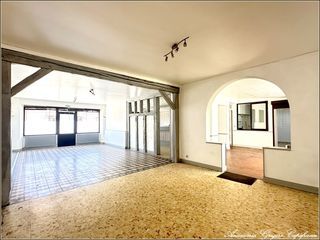  Maison � vendre 6 pi�ces 215 m�