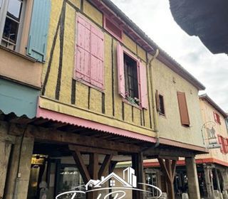  Immeuble � vendre 15 + pi�ces 380 m�