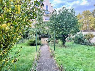  Immeuble � vendre 15 + pi�ces 445 m�