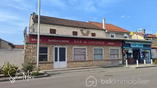  Immeuble � vendre 6 pi�ces 215 m�