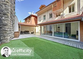  Immeuble � vendre 235 m�