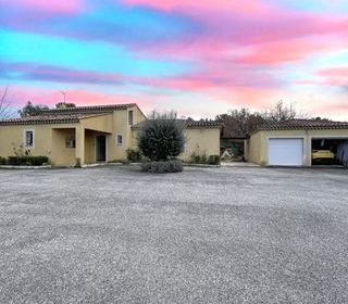  Villa � vendre 7 pi�ces 220 m�