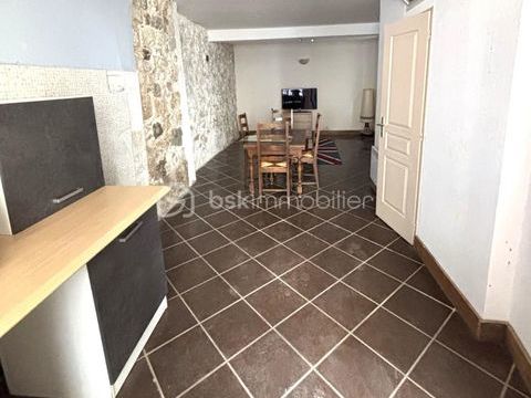   Maison T3 de village Maison - 3 pi�ce(s) - 70 m�