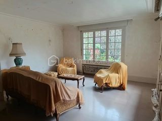  Propri�t�/ch�teau � vendre 11 pi�ces 270 m�