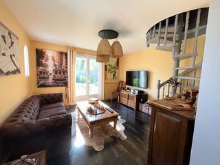  Maison � vendre 10 pi�ces 280 m�