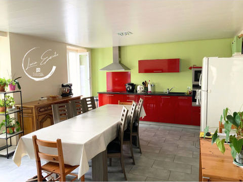   Maison familiale 5 chambres avec jardin � 5 mins de Gouzon Maison - 6 pi�ce(s) - 131 m�