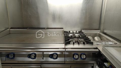 Emplacement n&deg;1 � Fonds de commerce restauration au c�ur de Chamb&eacute;ry historique 187000 73000 Chambery