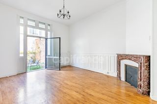  Immeuble � vendre 12 pi�ces 251 m�