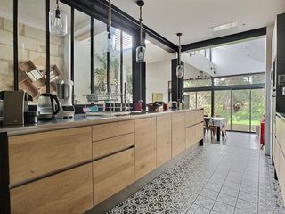  Maison � vendre 7 pi�ces 208 m�