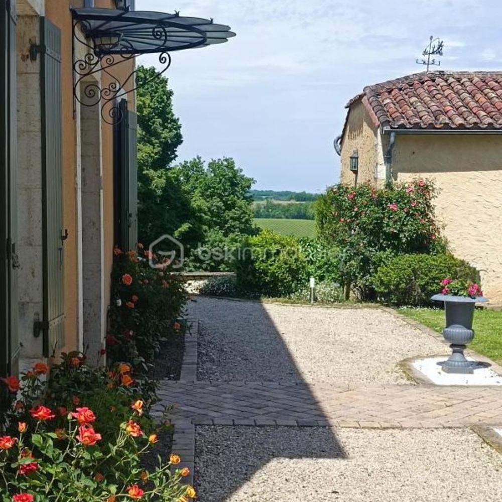 � vendre  Propri�t�/ch�teau Condom (32100)