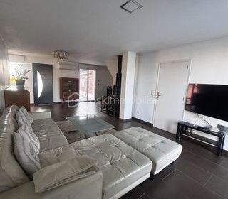  Maison � vendre 15 + pi�ces 210 m�