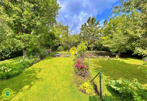   maison de ville avec potentiel Maison - 10 pi�ce(s) - 140 m�