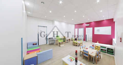 LOCAL COMMERCIAL A LOUER  DE 464 m2 A AUBERVILLIERS 6000 93300 Aubervilliers