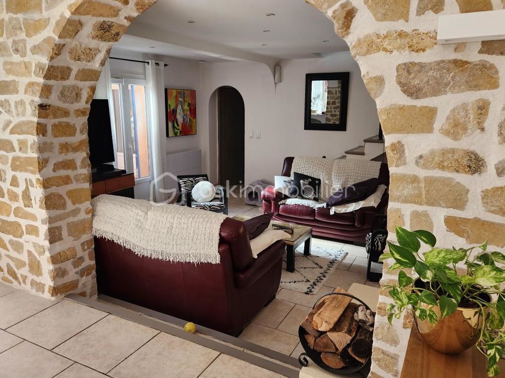 � vendre  Villa Taradeau (83460)