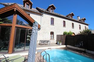  Immeuble � vendre 15 + pi�ces 572 m�