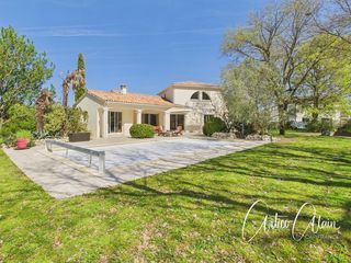  Maison � vendre 7 pi�ces 230 m�