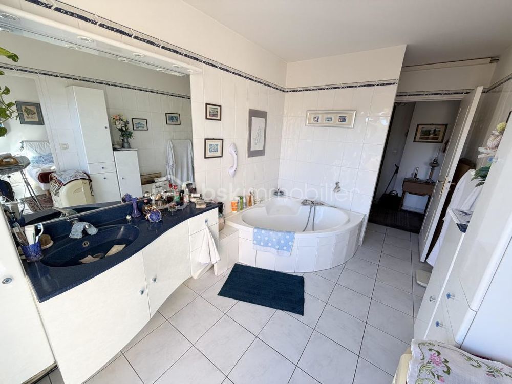 � vendre  Appartement La Croix-Valmer (83420)