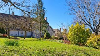  Maison � vendre 9 pi�ces 310 m�