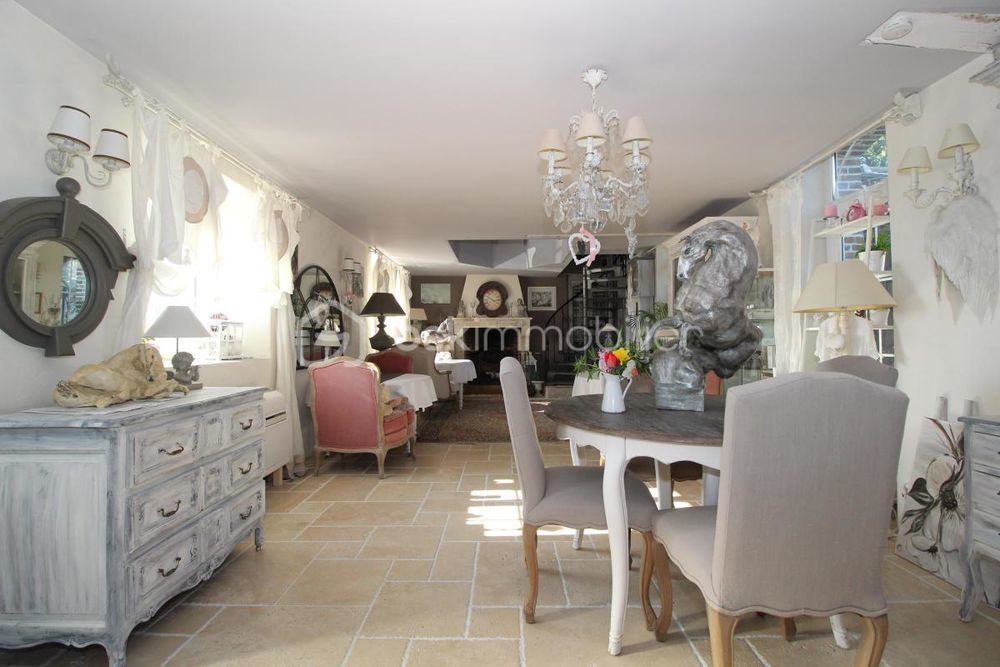 � vendre  Propri�t�/ch�teau �greville (77620)