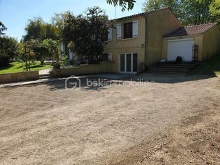  Villa � vendre 7 pi�ces 165 m�