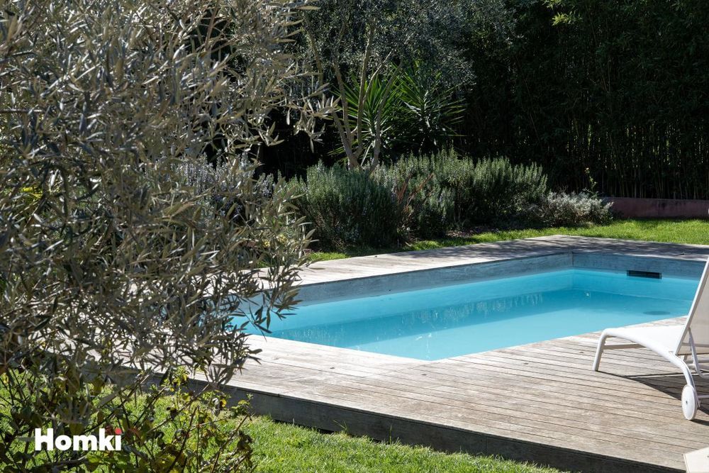 � vendre  Villa Vallauris (06220)