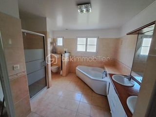  Maison � vendre 7 pi�ces 143 m�