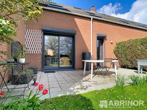   MAISON 4 CHAMBRES, JARDIN, GARAGE ET STATIONNEMENT Maison - 5 pi�ce(s) - 94 m�