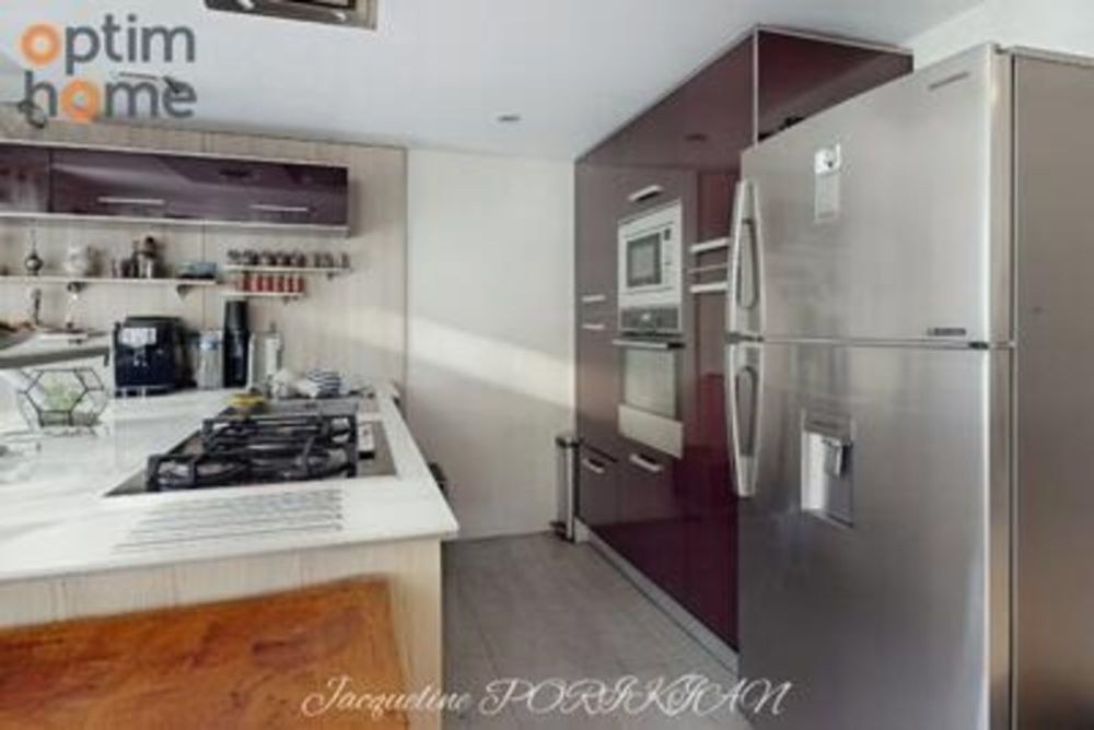 � vendre  Maison Cucuron (84160)