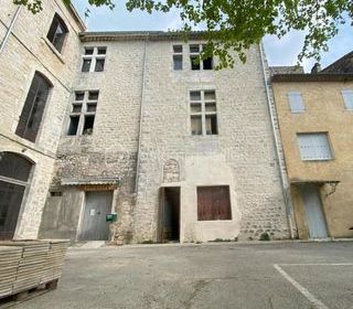  Immeuble � vendre 7 pi�ces 152 m�