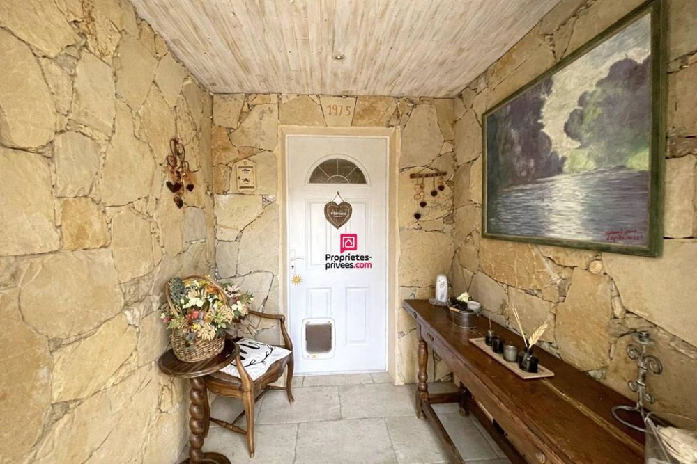 � vendre  Maison Tourrettes (83440)