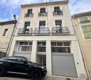  Immeuble � vendre 10 pi�ces 300 m�