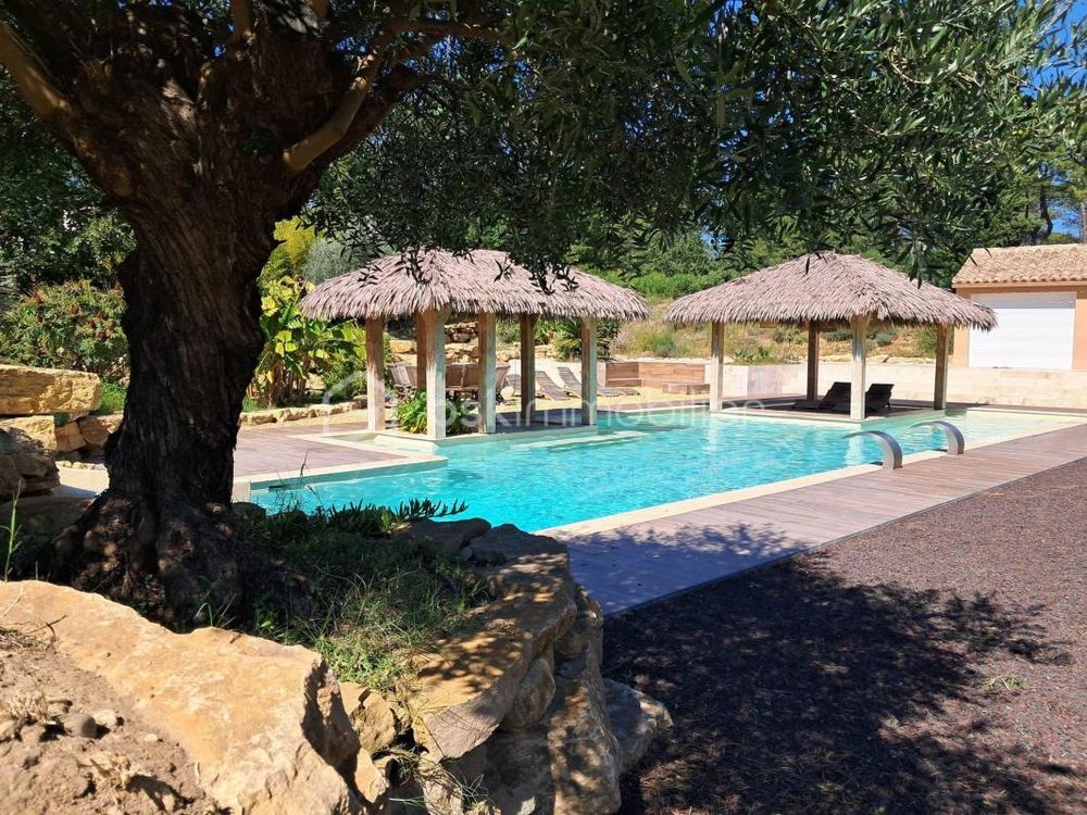 � vendre  Propri�t�/ch�teau Uchaux (84100)