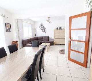  Appartement � vendre 3 pi�ces 77 m�