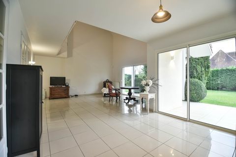   Maison � vendre 6 pi�ces LEE (64) proche Idron Maison - 6 pi�ce(s) - 176 m�