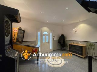  Maison � vendre 9 pi�ces 244 m�