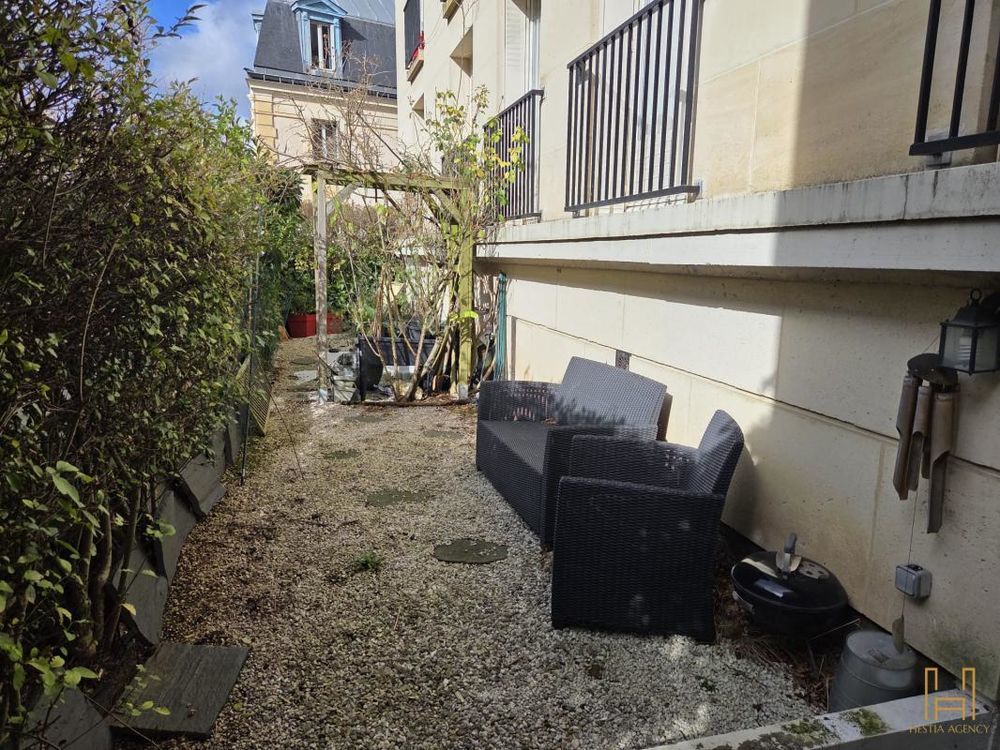 � vendre  Appartement Versailles (78000)