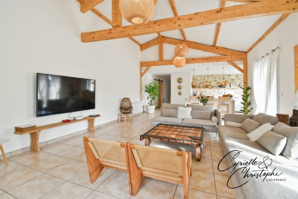 � vendre  Villa Gignac (34150)