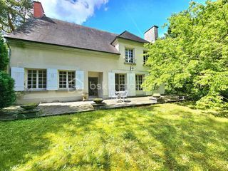  Propri�t�/ch�teau � vendre 7 pi�ces 231 m�