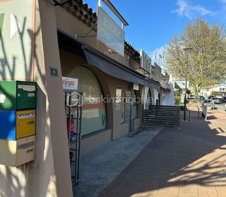  Immeuble � vendre 10 pi�ces 322 m�