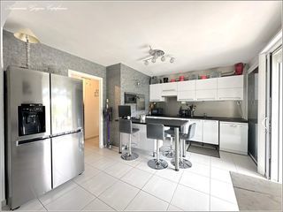  Maison � vendre 5 pi�ces 194 m�