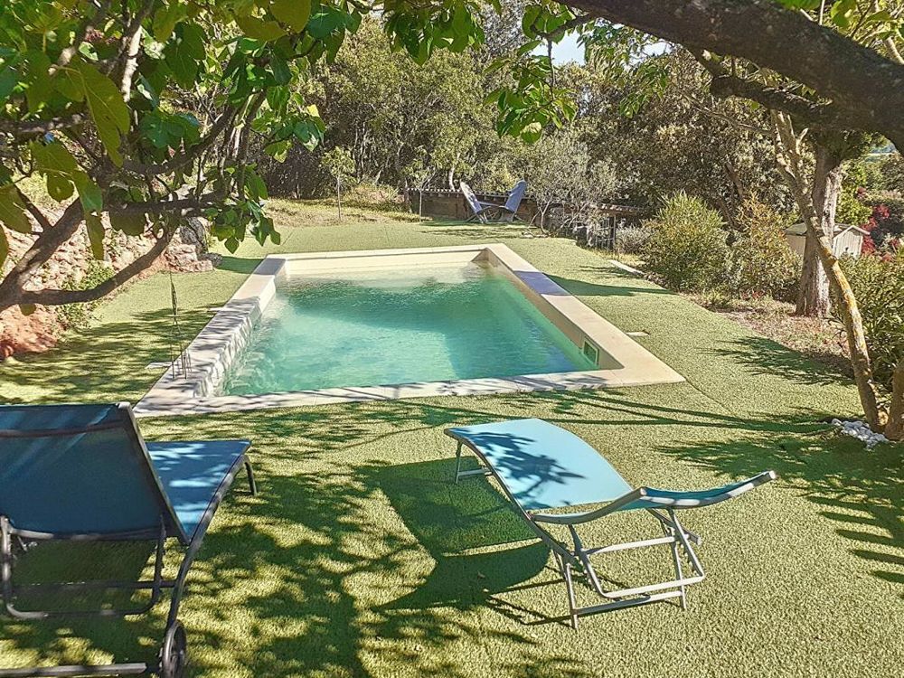 � vendre  Villa La Roquebrussanne (83136)