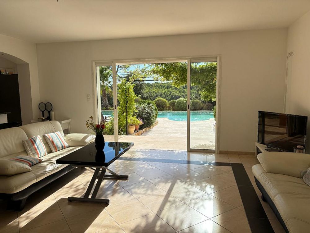 � vendre  Villa Flayosc (83780)