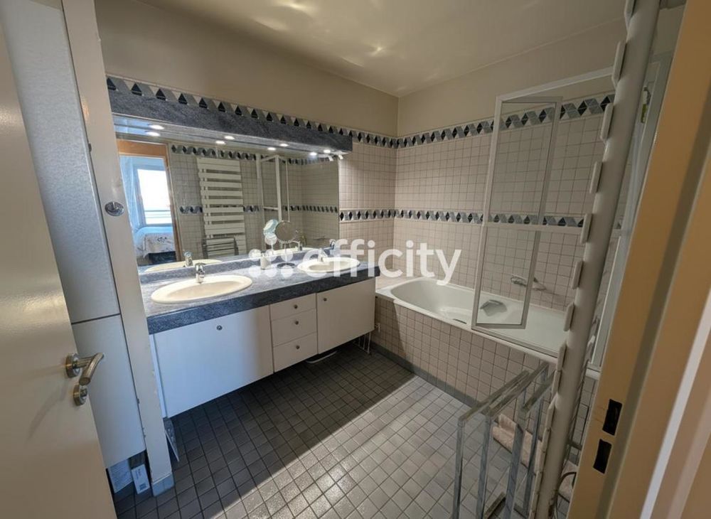 � vendre  Appartement Paris 14