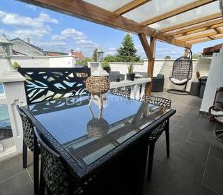  Appartement � vendre 9 pi�ces 210 m�