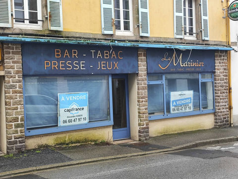 Local commercial de 72m2 &agrave; vendre DOUARNENEZ (29) 92000 29100 Douarnenez