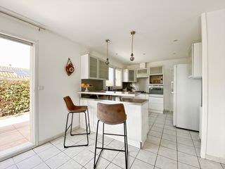  Villa � vendre 6 pi�ces 160 m�